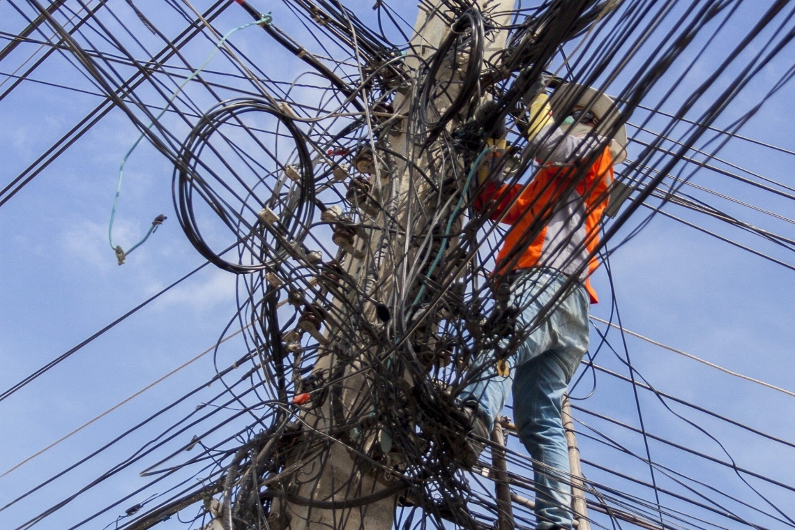 Precarização do trabalho em telecom mobiliza sindicatos e governo